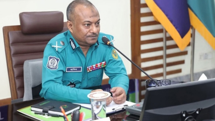 দেখামাত্র সন্ত্রাসীদের গুলির নির্দেশ সিএমপি কমিশনারের