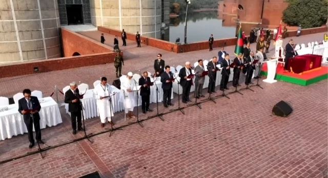 নতুন মন্ত্রীসভায় কে কোন মন্ত্রণালয়ের দায়িত্ব পেলেন