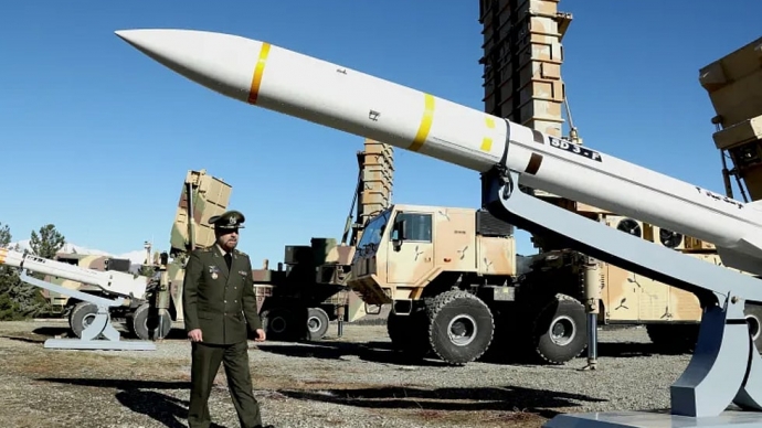 নতুন প্রজন্মের’ ক্ষেপণাস্ত্র দিয়ে ইসরায়েলের বিমানবন্দরে হামলা: ইরান