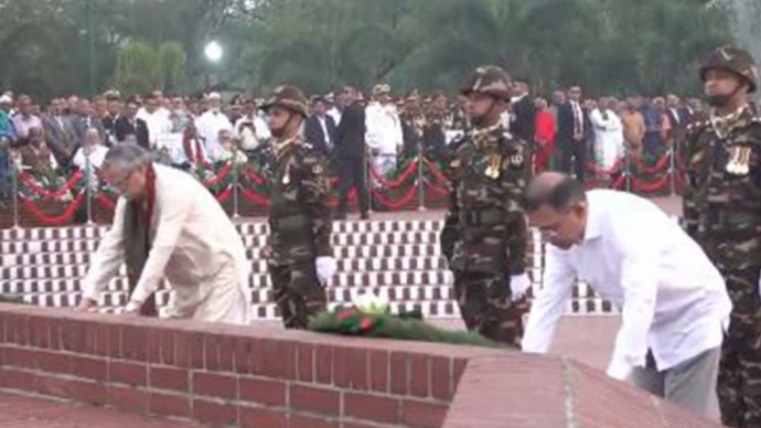 স্বাধীনতা দিবসে জাতীয় স্মৃতিসৌধে রাষ্ট্রপতি ও প্রধানমন্ত্রীর শ্রদ্ধা