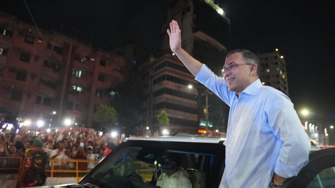 নেতাকর্মীদের উৎসাহ দিতে প্রথমবার নয়া পল্টনের কার্যালয়ে প্রধানমন্ত্রী  তারেক রহমান