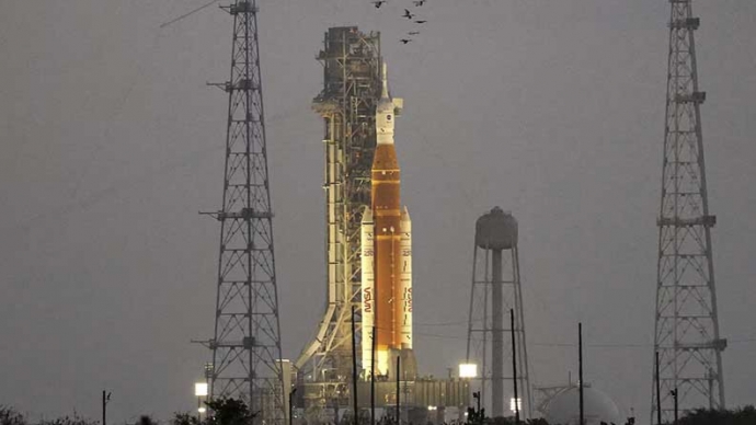 অ্যাপোলোর পর এবার আর্টেমিস: চাঁদ জয়ের পথে নতুন ইতিহাস