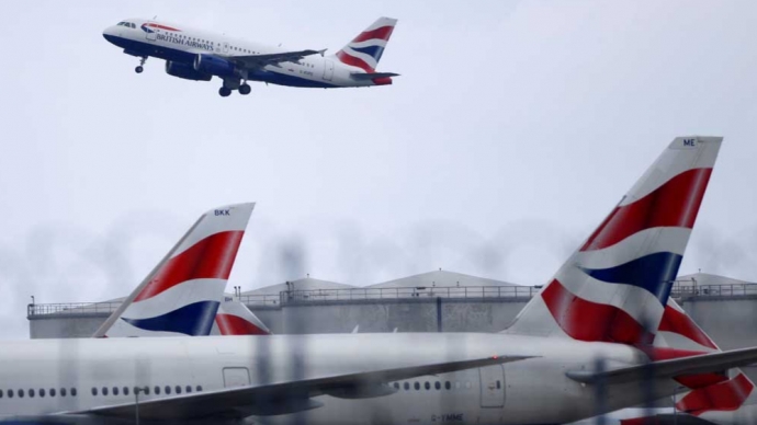 ইউরোপে শেষ হয়ে আসছে উড়োজাহাজের জ্বালানি, ফ্লাইট চলাচল  আশঙ্কা