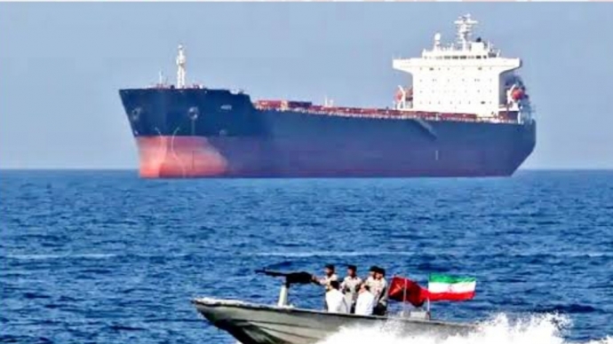 হরমুজ পারাপারে বন্ধুপ্রতিম দেশের ফি মওকুফ করছে ইরান