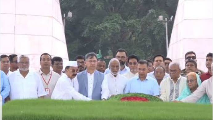 বিএনপির ৪৮তম প্রতিষ্ঠাবার্ষিকী জিয়াউর রহমান ও খালেদা জিয়ার সমাধিতে শ্রদ্ধা তারেক রহমানের